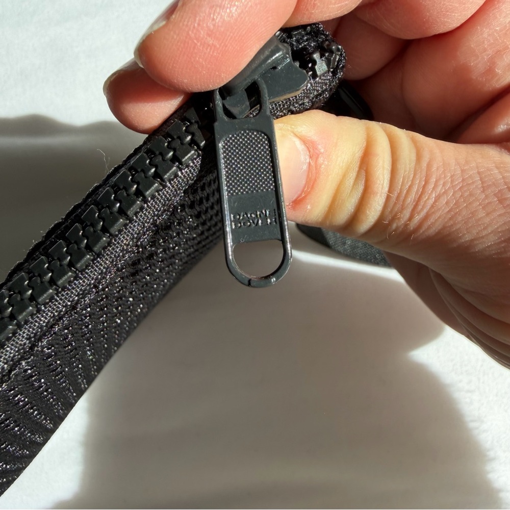 Dagne Dover Air Mesh Black Pouch Wristlet - Picture 7 of 12